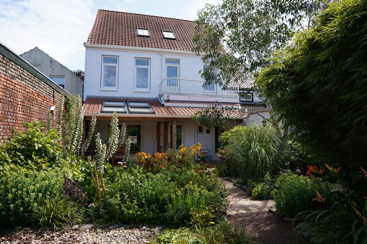 Photo 45 of Minnepoortstraat 6