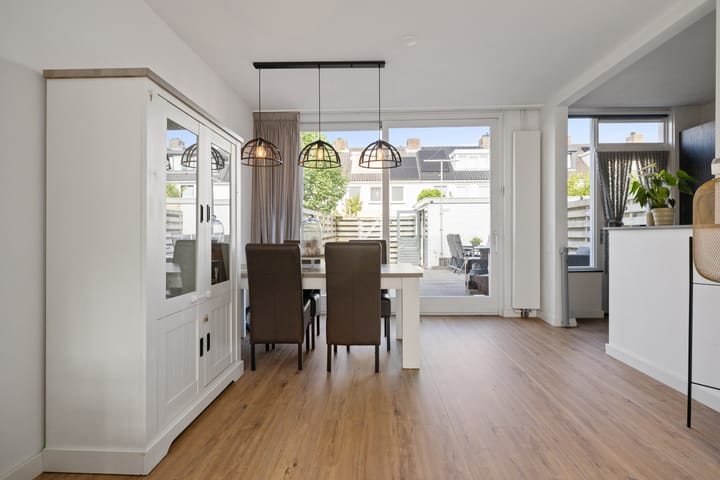 Foto 8 van Dennenstraat 8