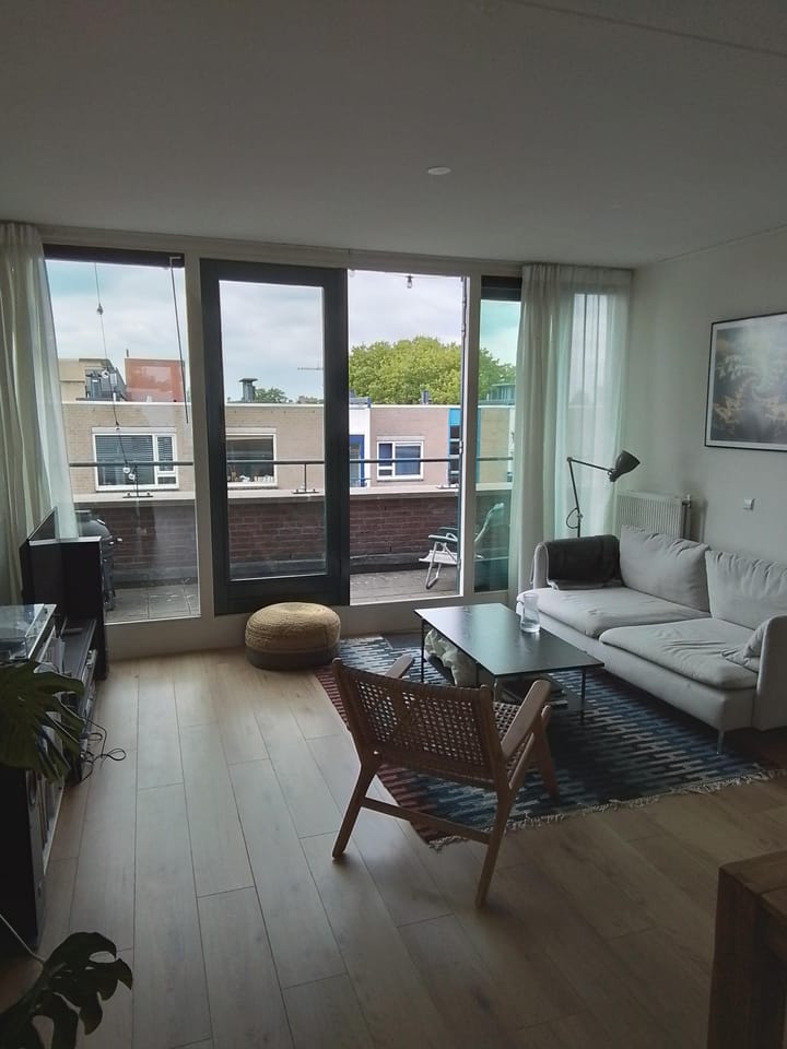 Foto 16 van Preangerstraat 13-C