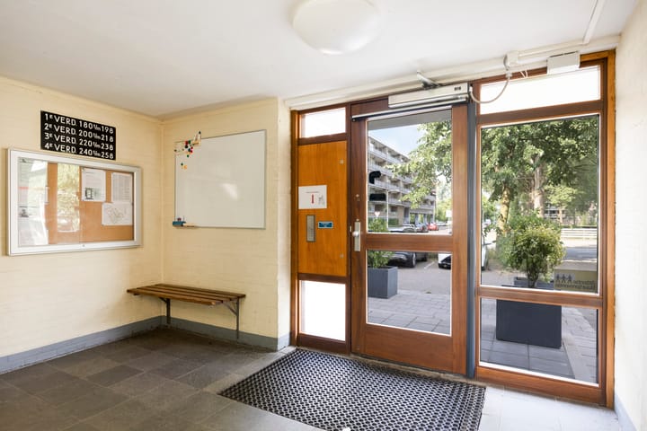 Photo 24 of Middachtensingel 258