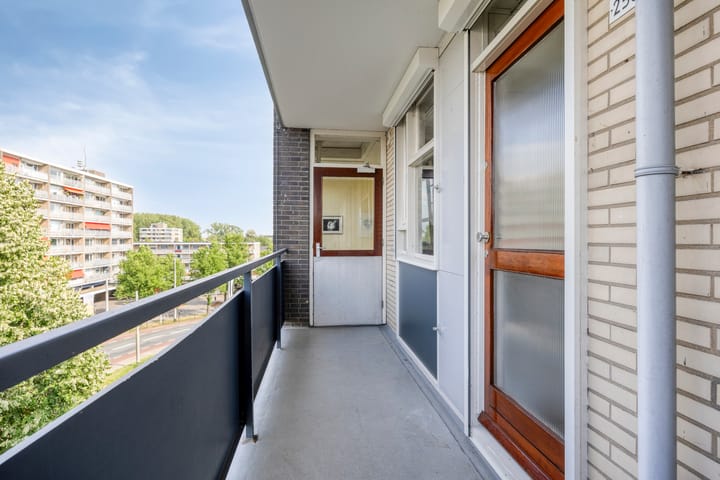 Photo 23 of Middachtensingel 258