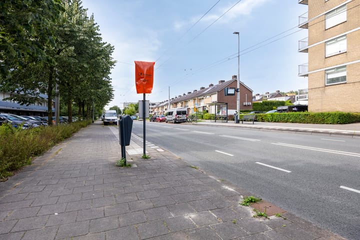 Photo 31 of Middachtensingel 258