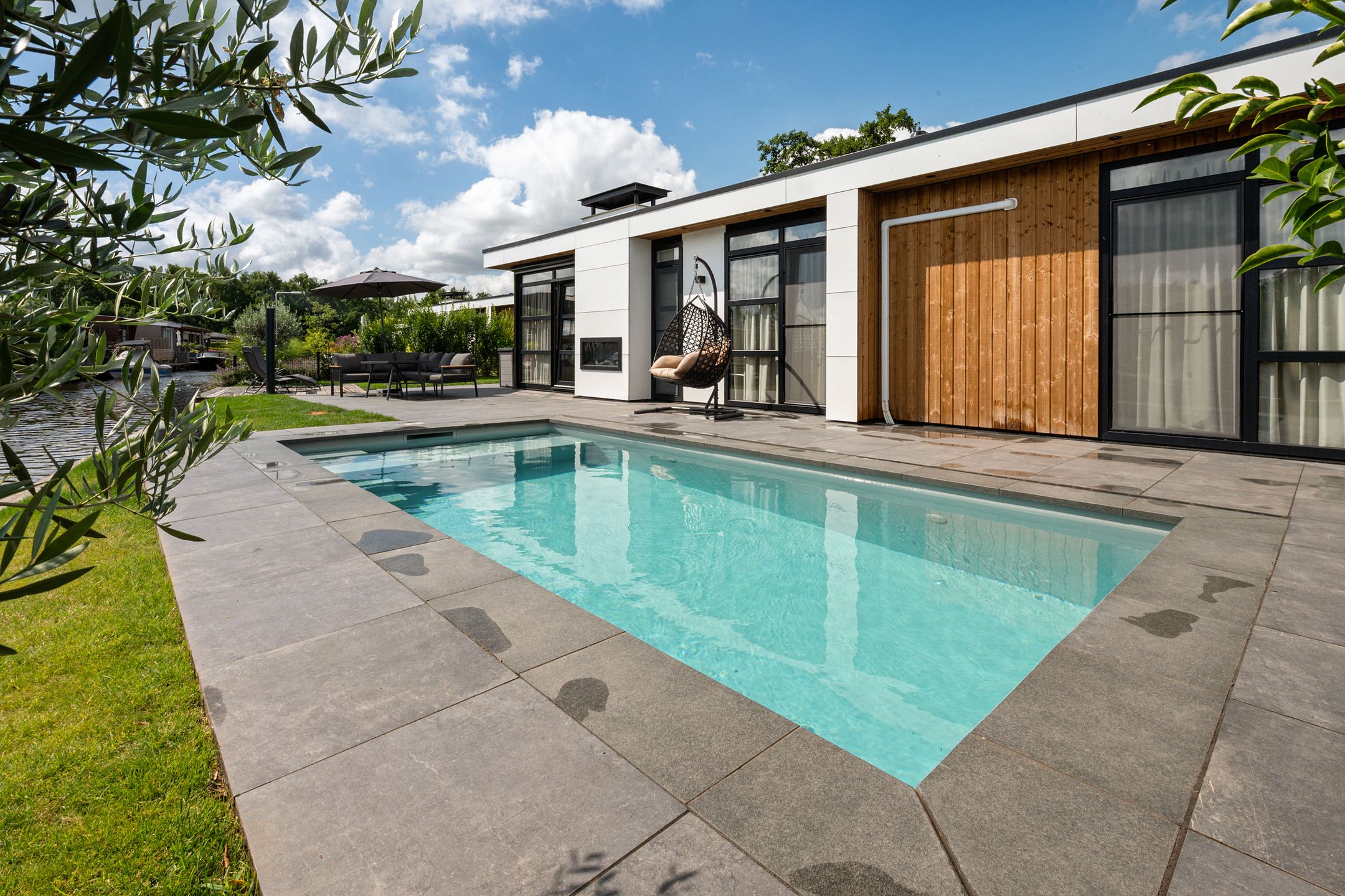3-bedroom freehold villa in Loosdrecht — photo 3 of 5