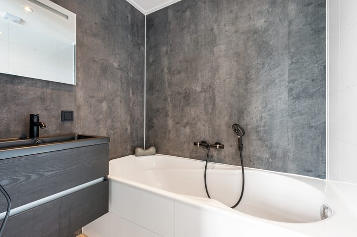 Foto 17 van Nieuw-Loosdrechtsedijk 215-CH026