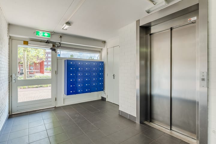 Foto 4 van Valkenierstraat 7