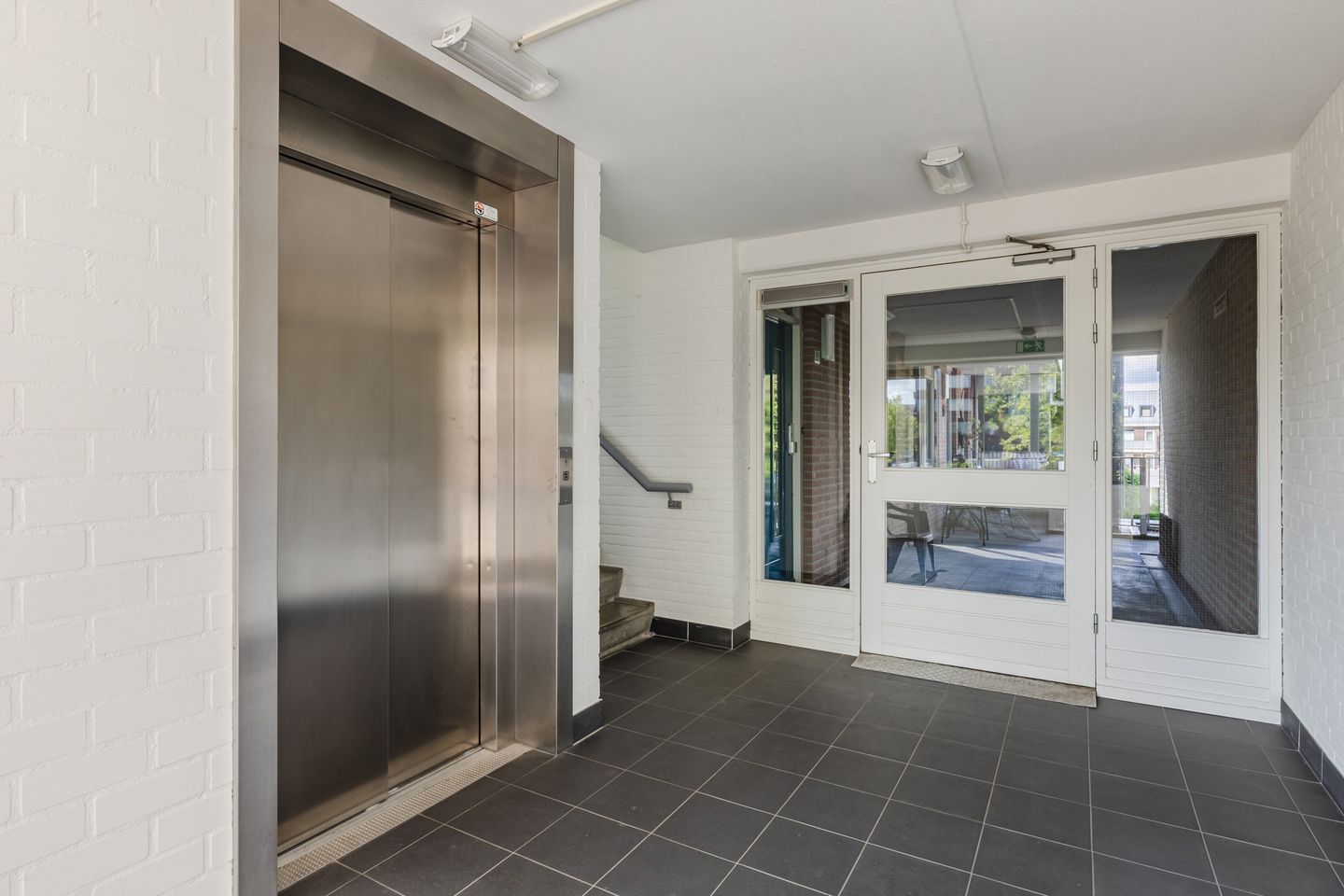 Foto 5 van Valkenierstraat 7