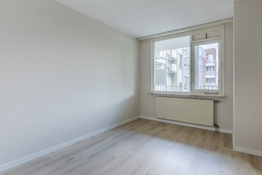 Foto 8 van Valkenierstraat 7