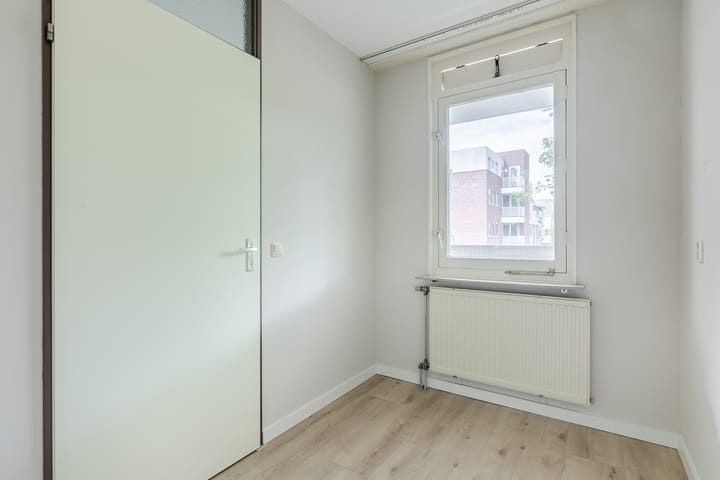 Foto 11 van Valkenierstraat 7