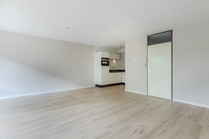 Foto 23 van Valkenierstraat 7