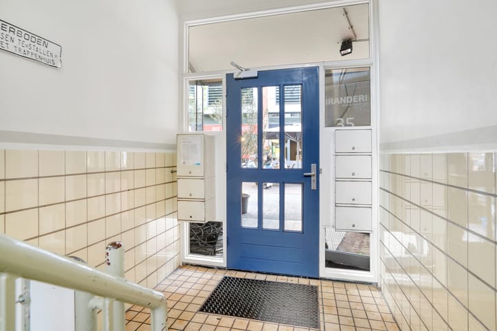 Photo 33 of H.J. van Heekplein 37