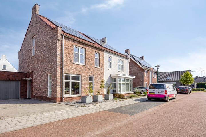 Photo 37 of Ten Bleek 11