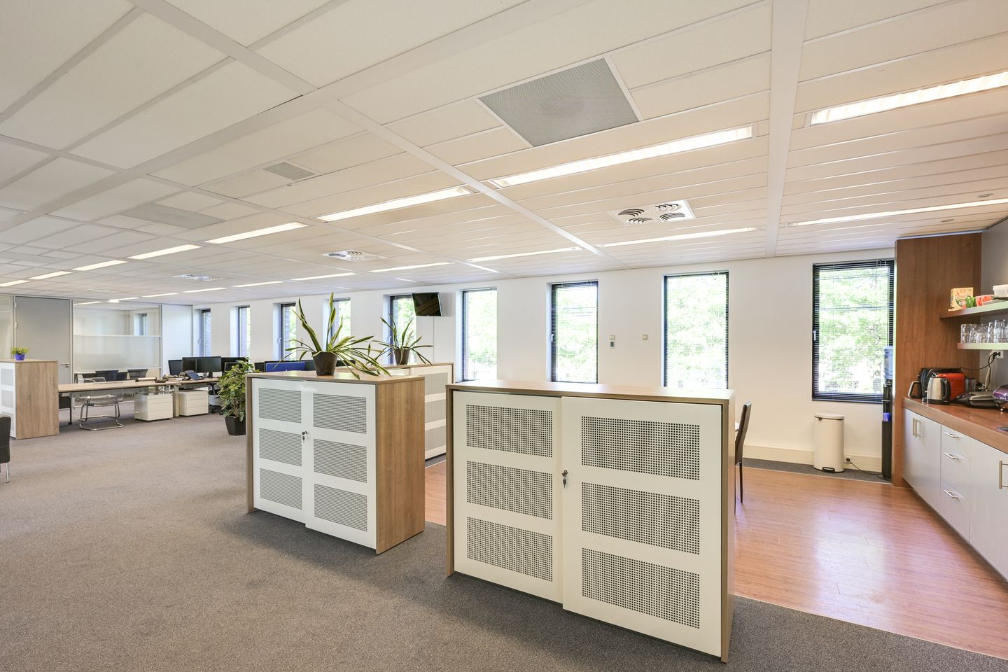 Bekijk foto 5 van De Bouw 107
