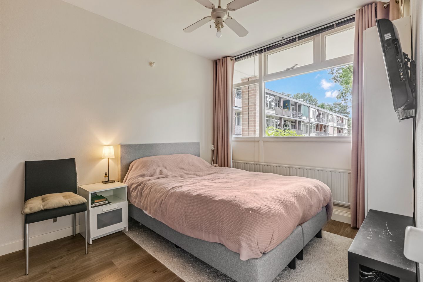 Foto 10 van Juliana van Stolberglaan 141