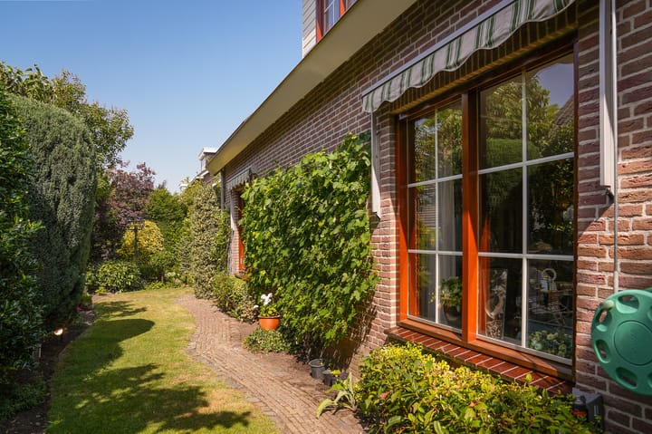 Foto 41 van Wethouder Viveenstraat 1