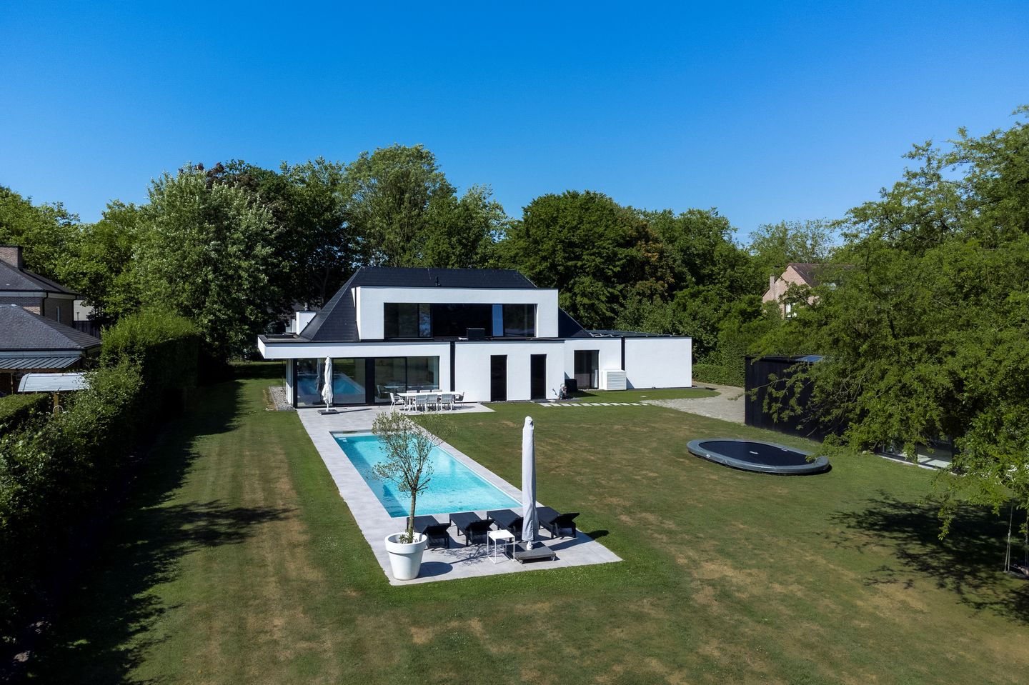 Foto 1 van Mombeekdreef 72