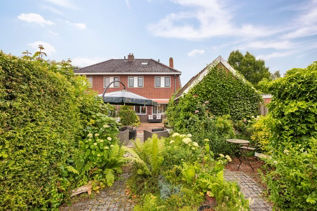 Foto 32 van Hoofdstraat 102