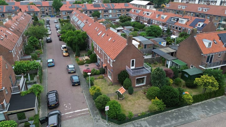 Foto 3 van Johan de Wittstraat 2