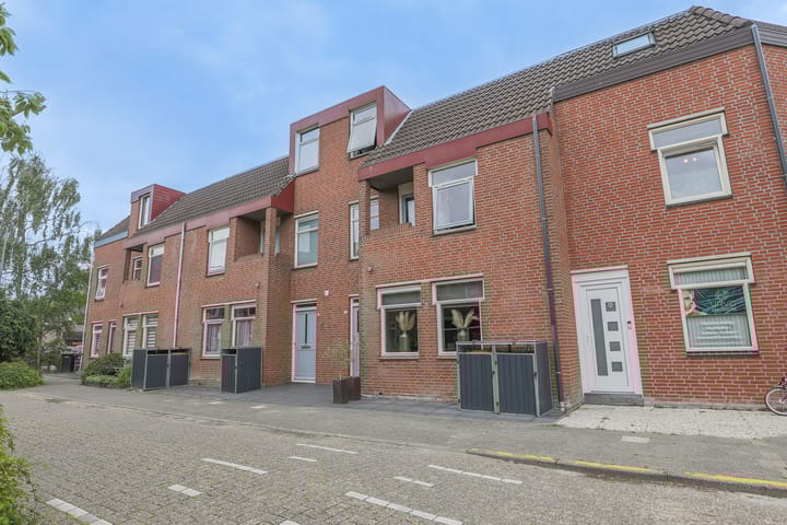 Photo 42 of Klaverweid 17