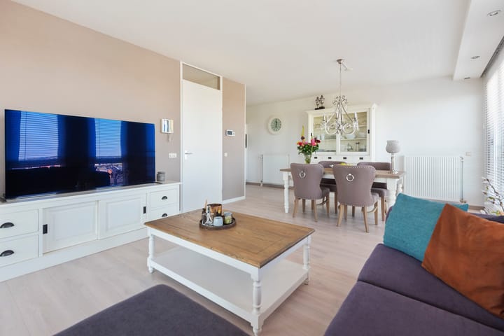 Photo 5 of Vertrekspoor 67