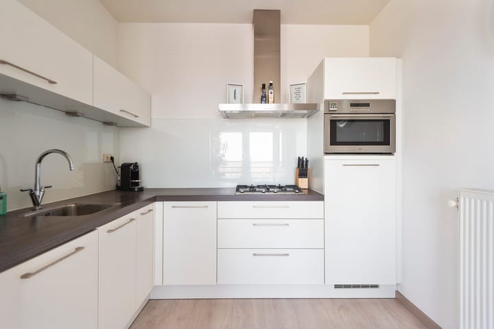 Photo 11 of Vertrekspoor 67