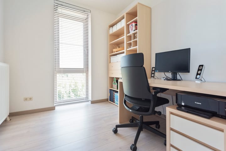 Photo 17 of Vertrekspoor 67