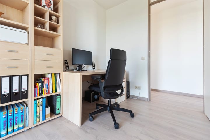 Photo 18 of Vertrekspoor 67