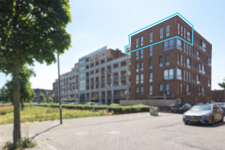 Photo 26 of Vertrekspoor 67