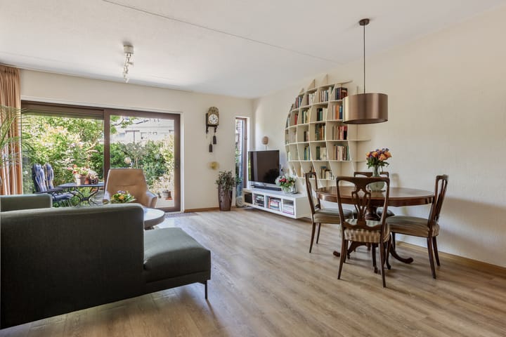 Foto 3 van Korenbloemkamp 5