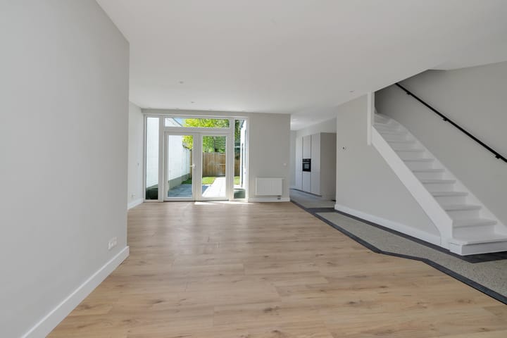 Foto 7 van Rosa Manusstraat 9