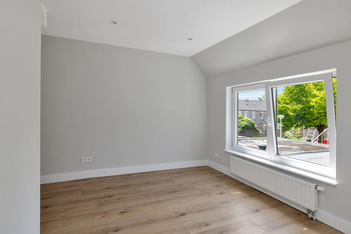 Foto 17 van Rosa Manusstraat 9