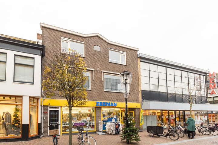 Photo 1 of Hoofdstraat 104-A