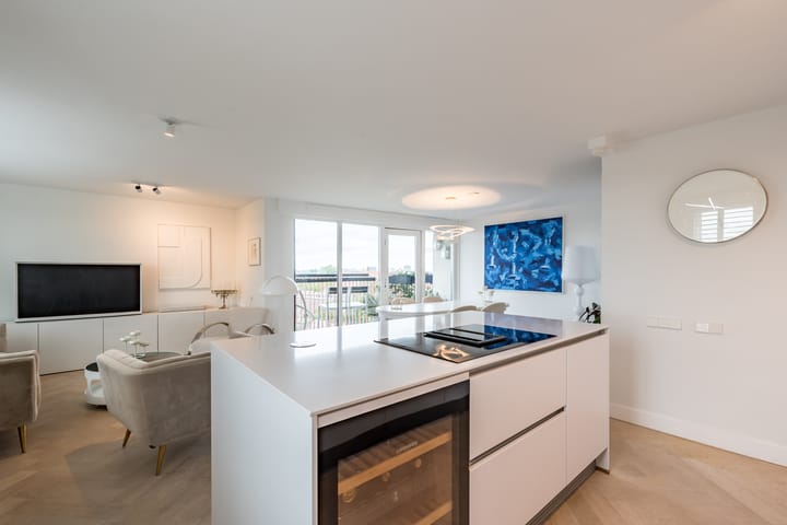 Foto 10 van Haarlemmerweg 241