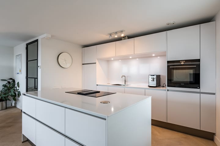 Foto 14 van Haarlemmerweg 241