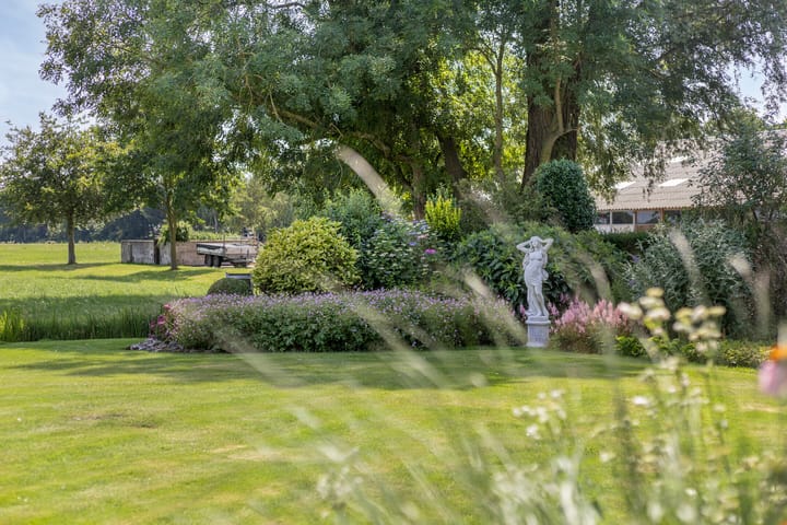 Photo 41 of Meyerweg 10