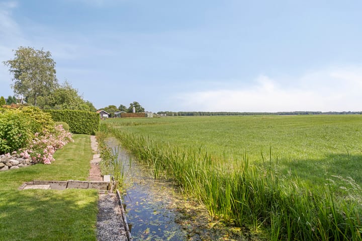 Photo 42 of Meyerweg 10