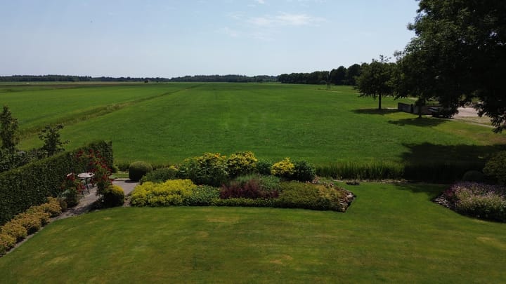 Photo 48 of Meyerweg 10