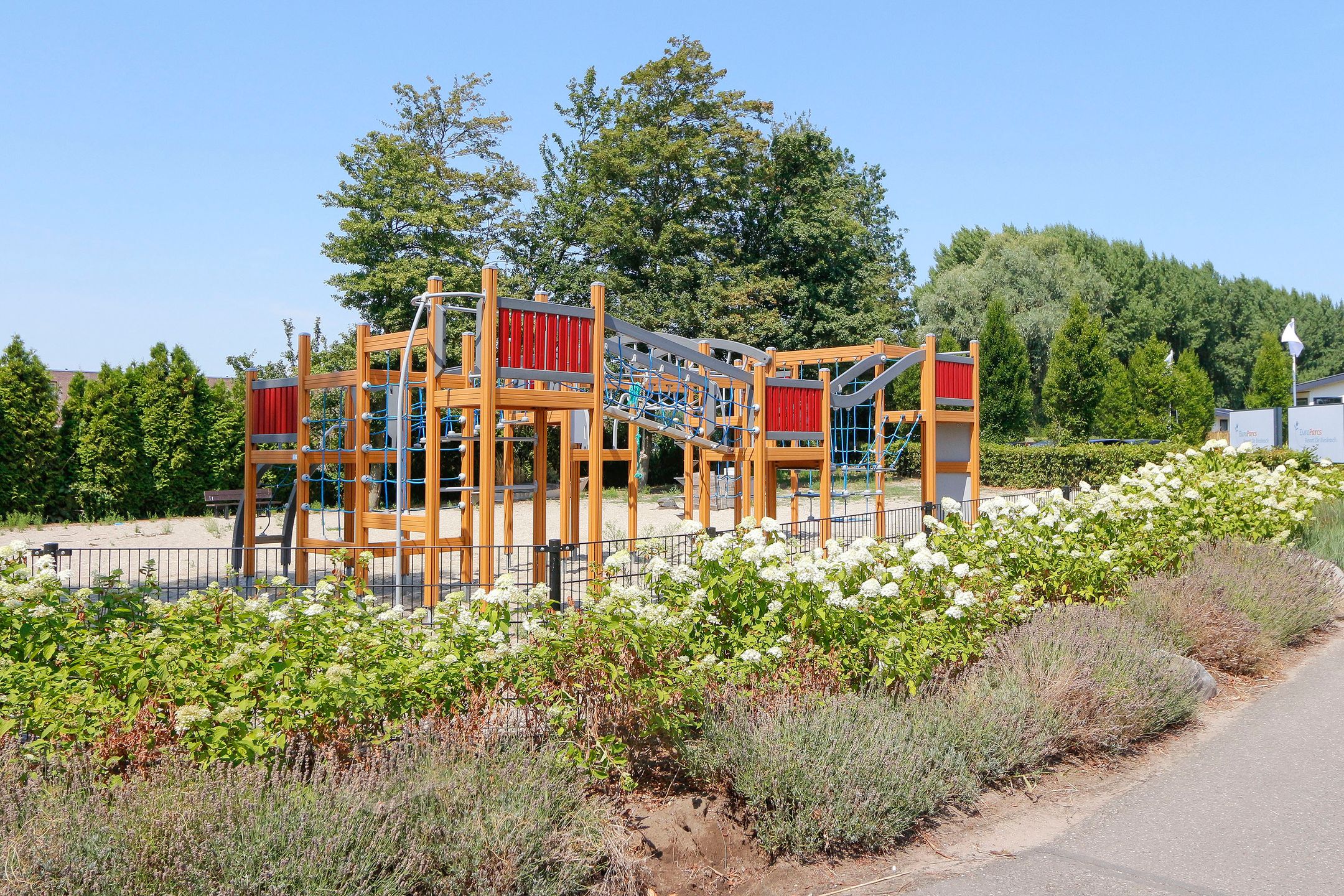 Foto 30 van Rijksstraatweg 186-471