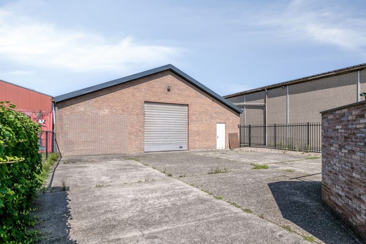 Photo 4 of Bedrijfsstraat 5