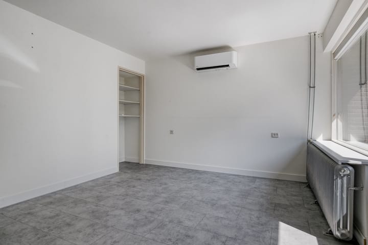 Photo 31 of Bedrijfsstraat 5