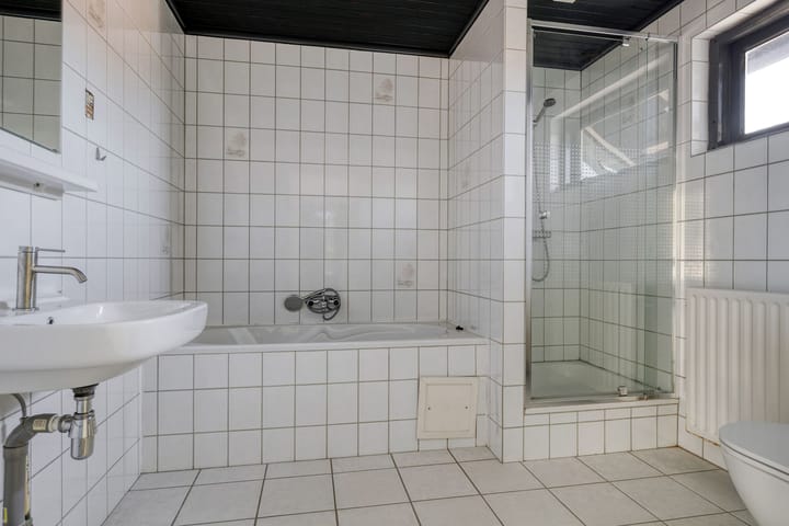 Photo 36 of Bedrijfsstraat 5