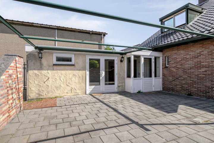 Photo 44 of Bedrijfsstraat 5