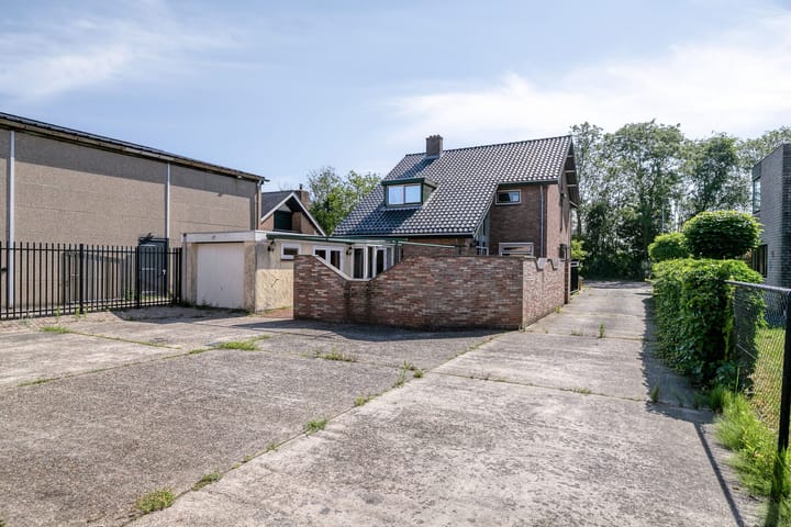 Photo 47 of Bedrijfsstraat 5