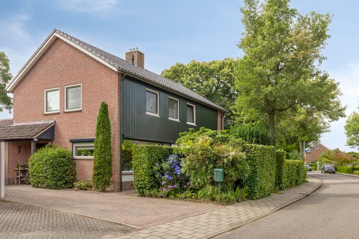 Foto 1 van Trompstraat 7-A