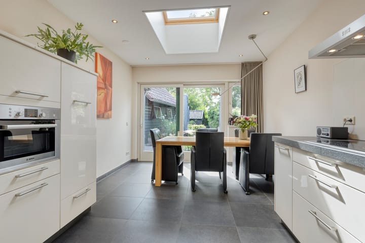 Foto 10 van Trompstraat 7-A