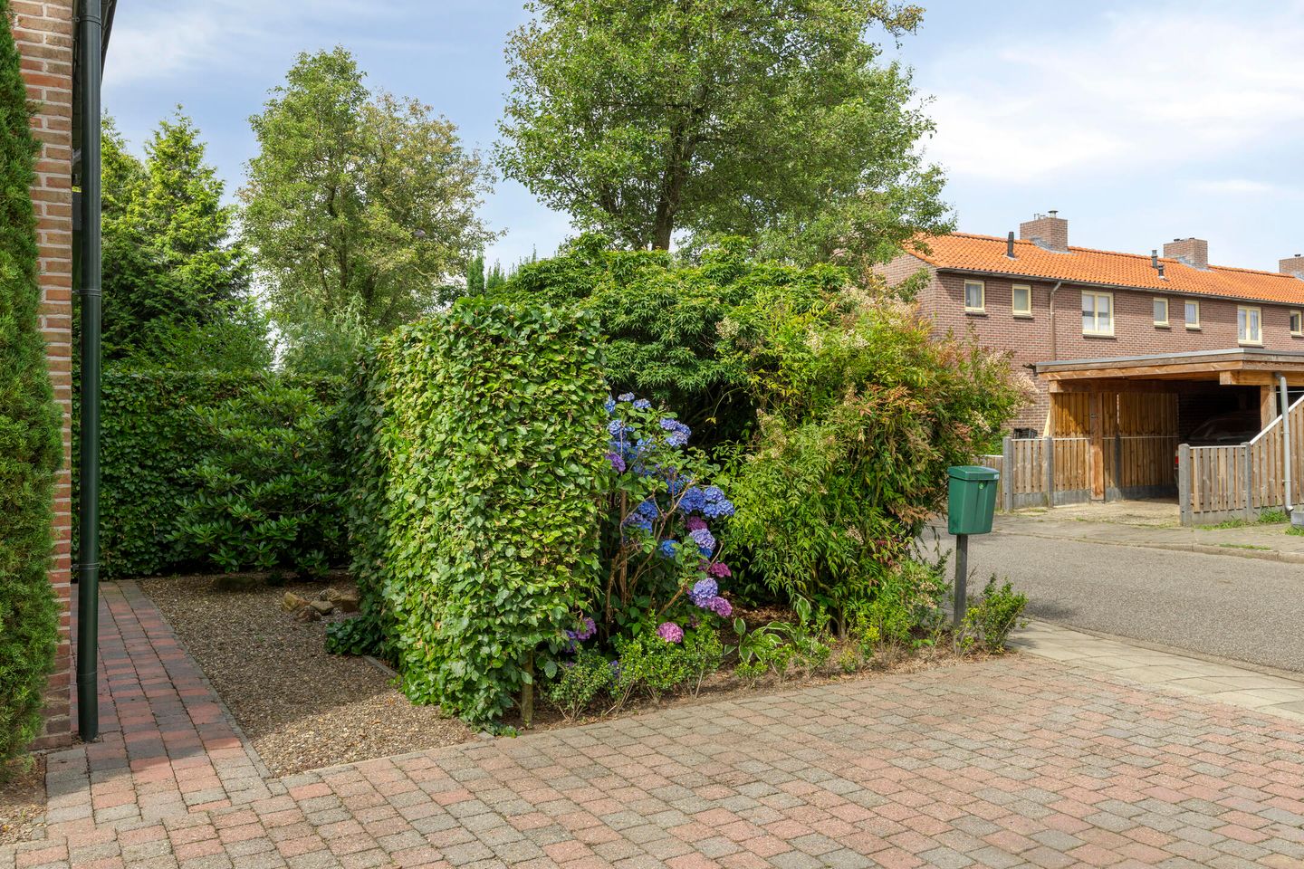 Foto 44 van Trompstraat 7-A