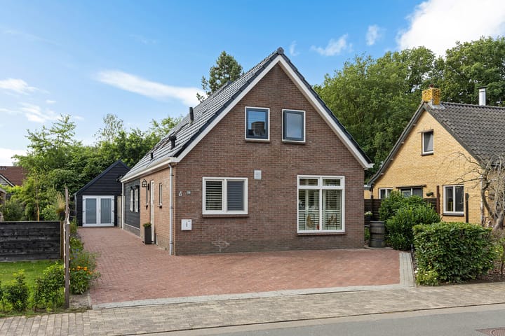 Foto 10 van Hoofdweg 238