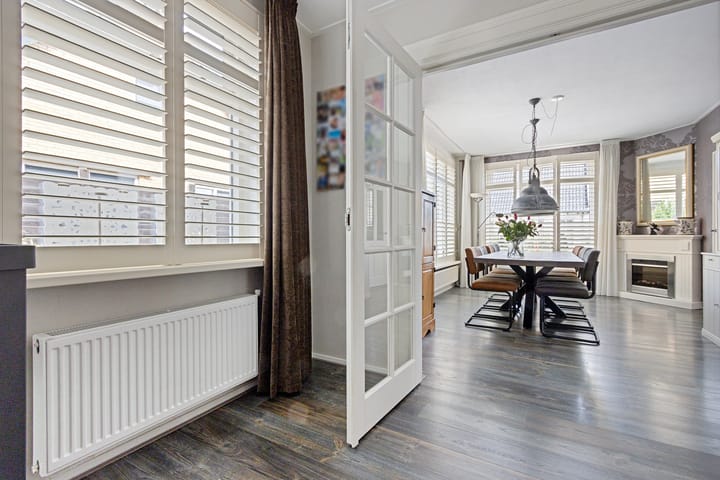 Foto 15 van Hoofdweg 238