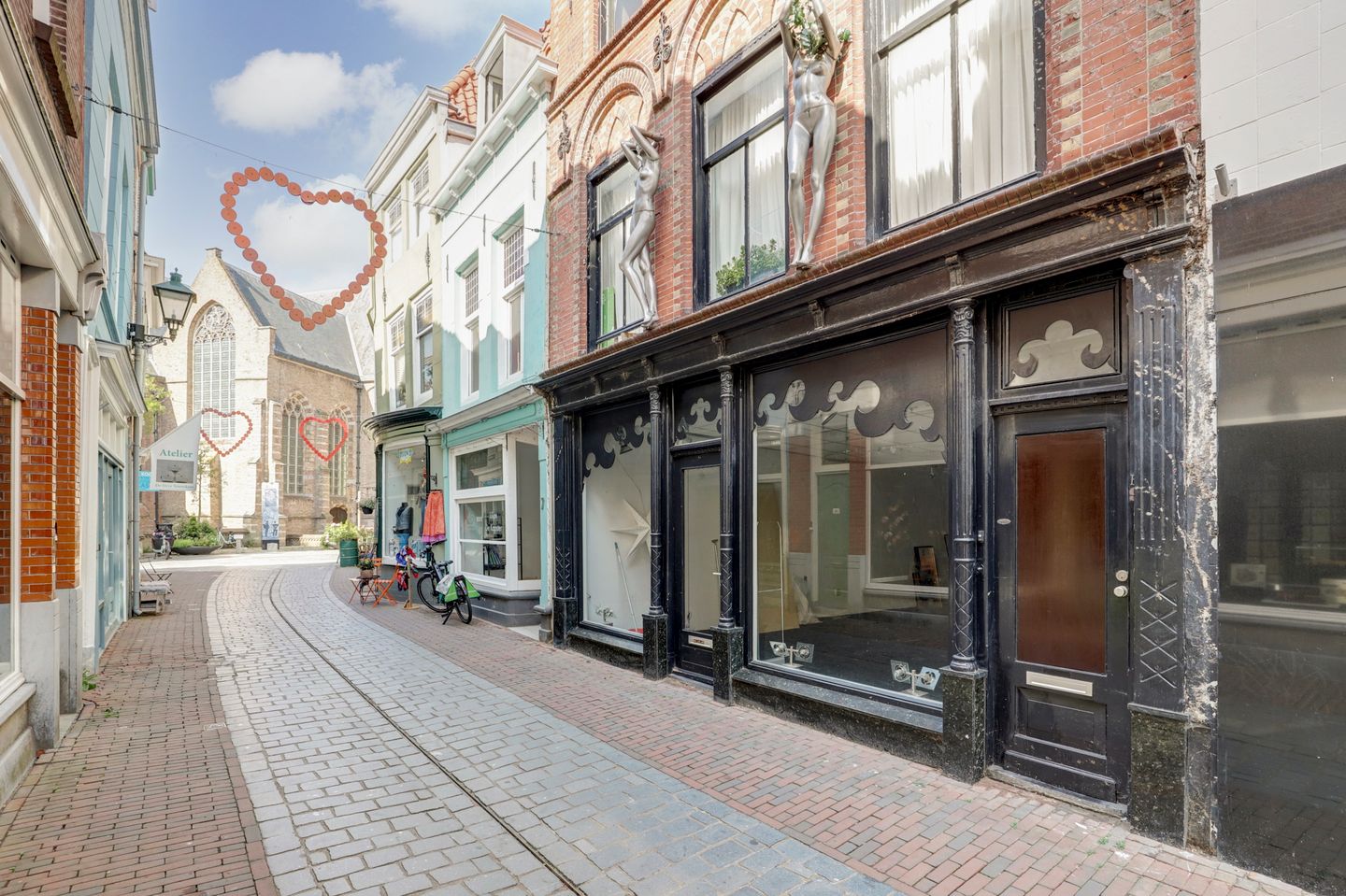 View photo 1 of Sint Jacobsstraat 9