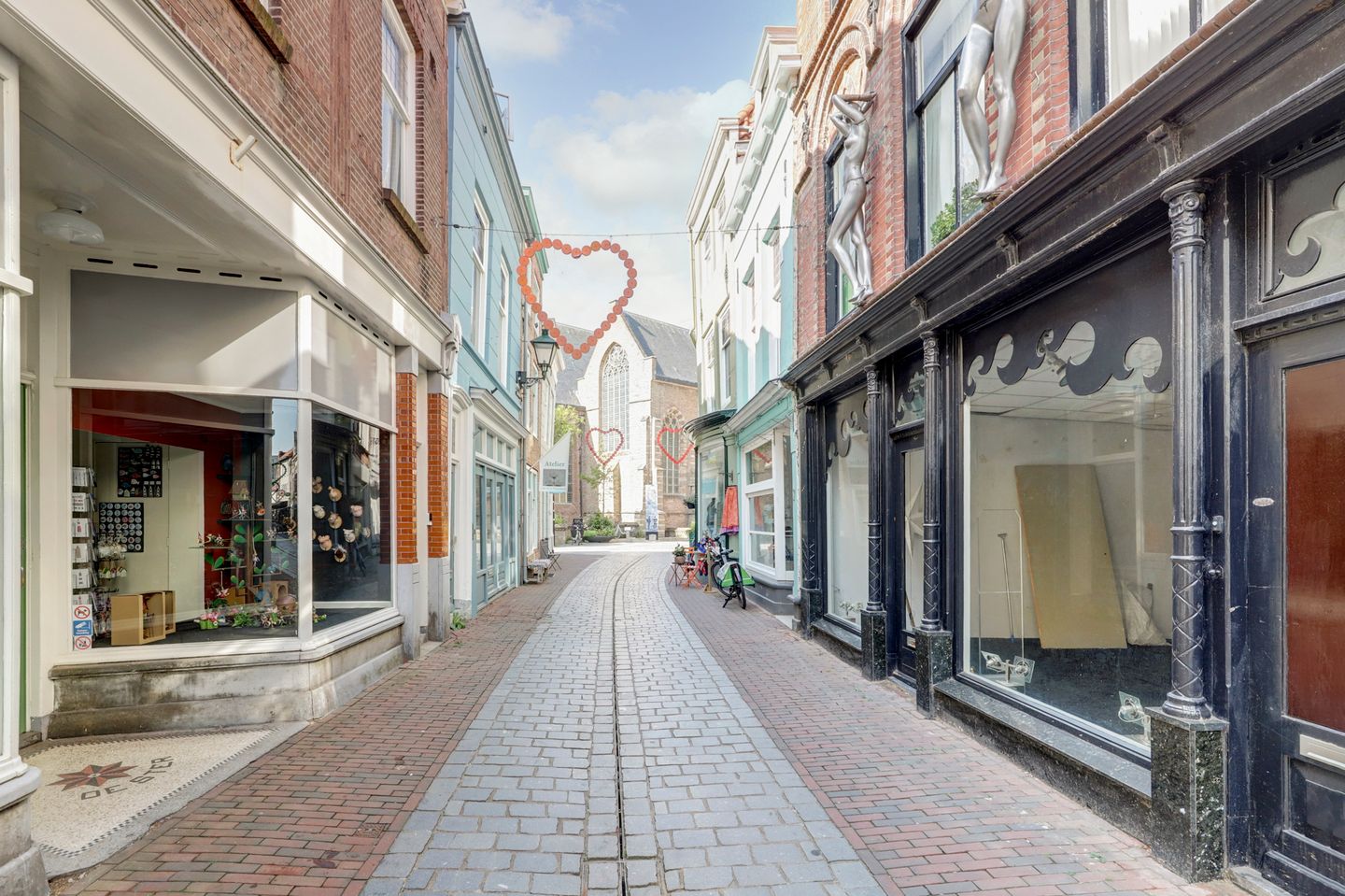 View photo 3 of Sint Jacobsstraat 9