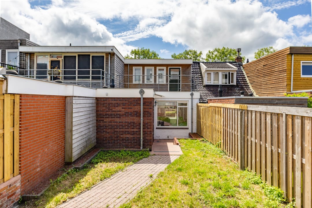 Photo 28 of Friesestraatweg 93